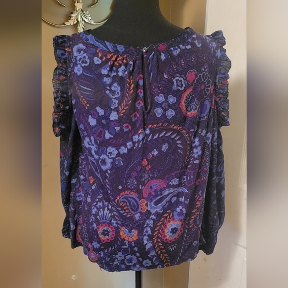 Womens Loft Floral Cold Shoulder Blouse - Picture 3 of 6